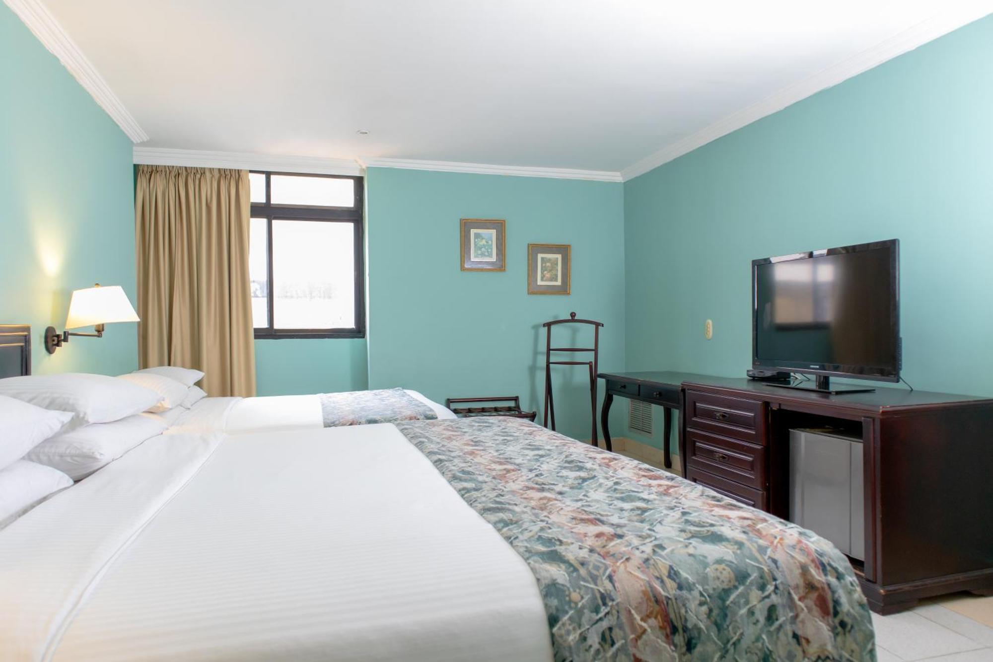 Hotel Faranda Express Puerta Del Sol Barranquilla, A Member Of Radisson Individuals Баранкила Екстериор снимка