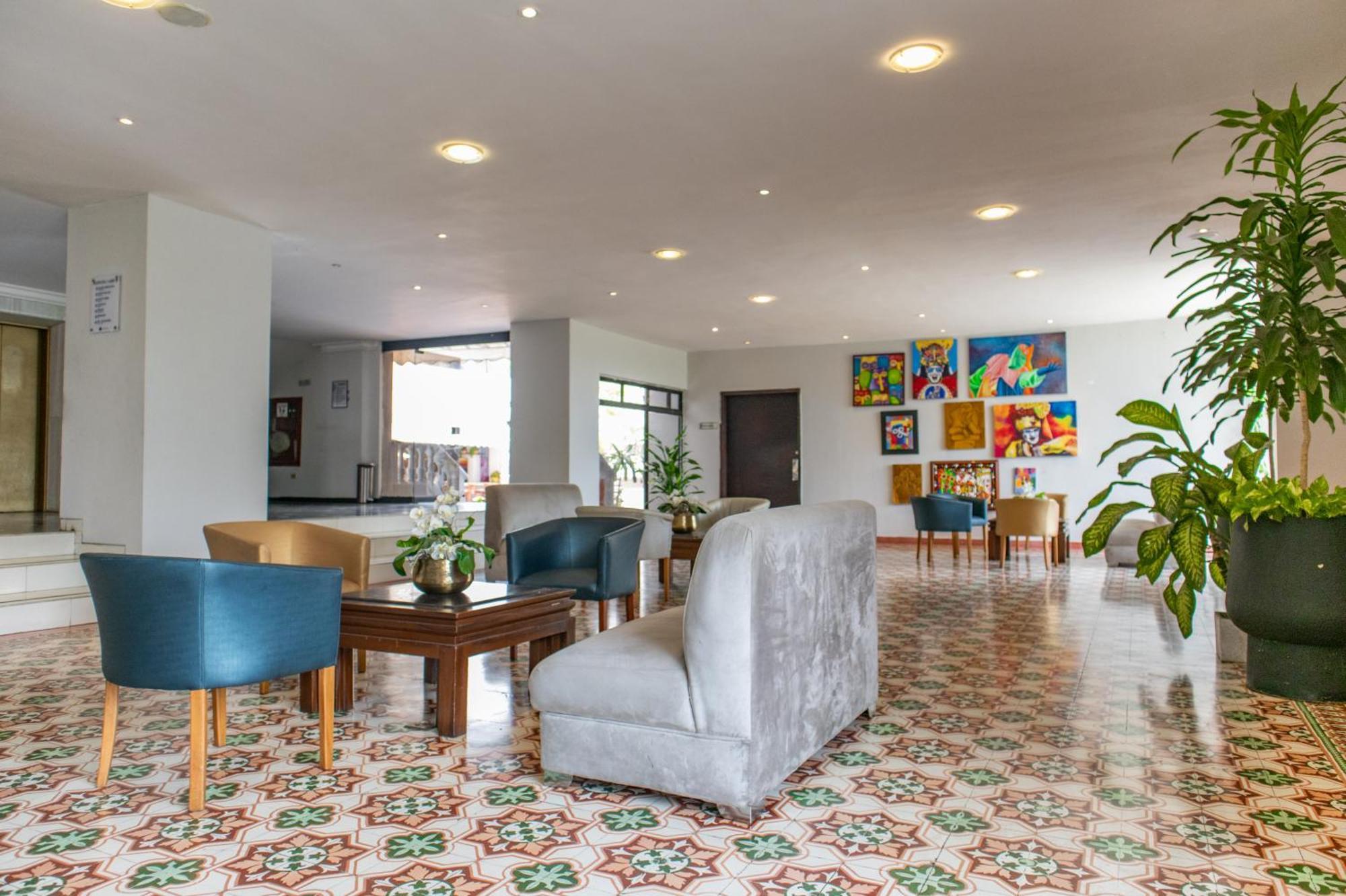 Hotel Faranda Express Puerta Del Sol Barranquilla, A Member Of Radisson Individuals Баранкила Екстериор снимка