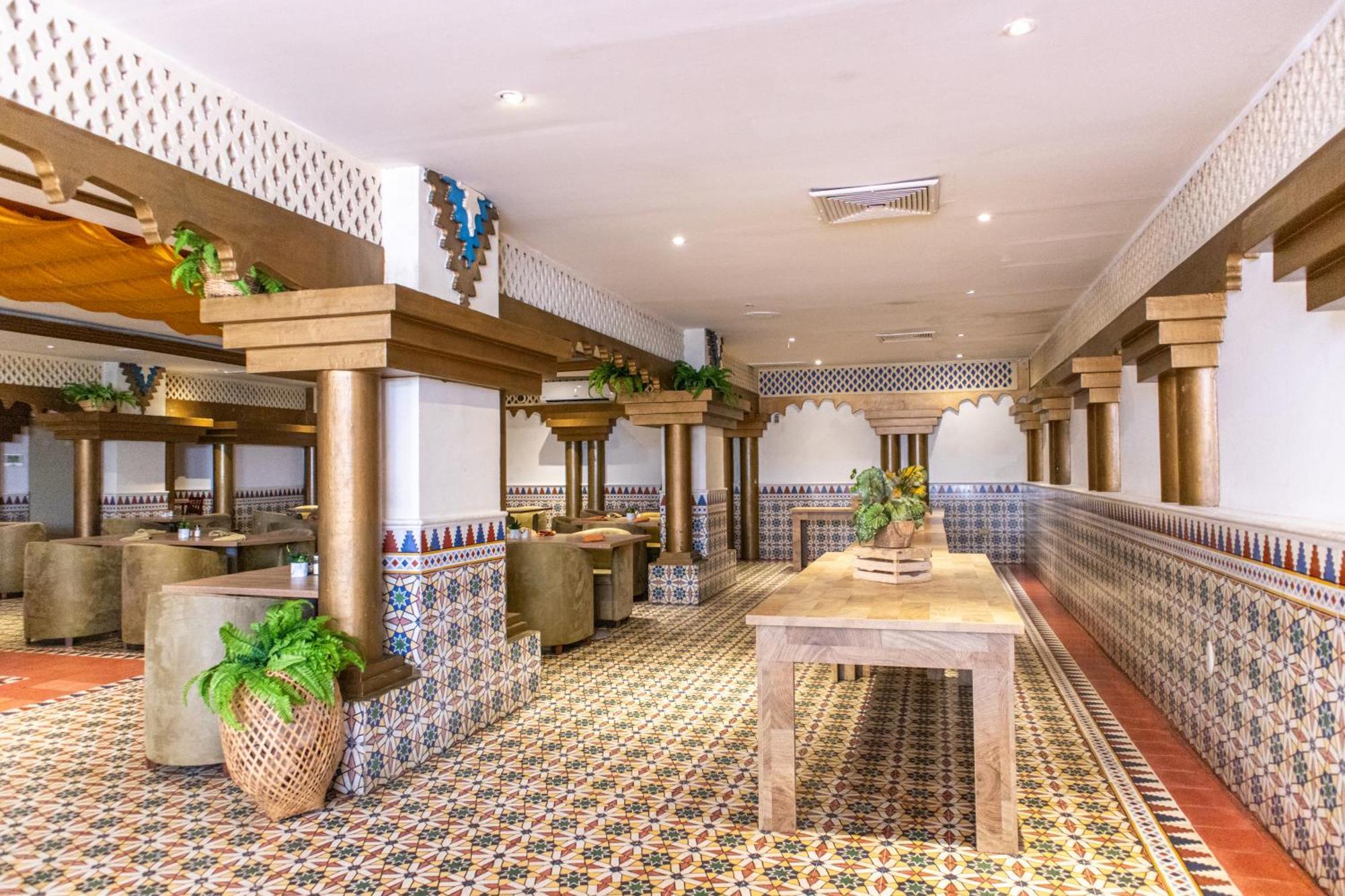 Hotel Faranda Express Puerta Del Sol Barranquilla, A Member Of Radisson Individuals Баранкила Екстериор снимка