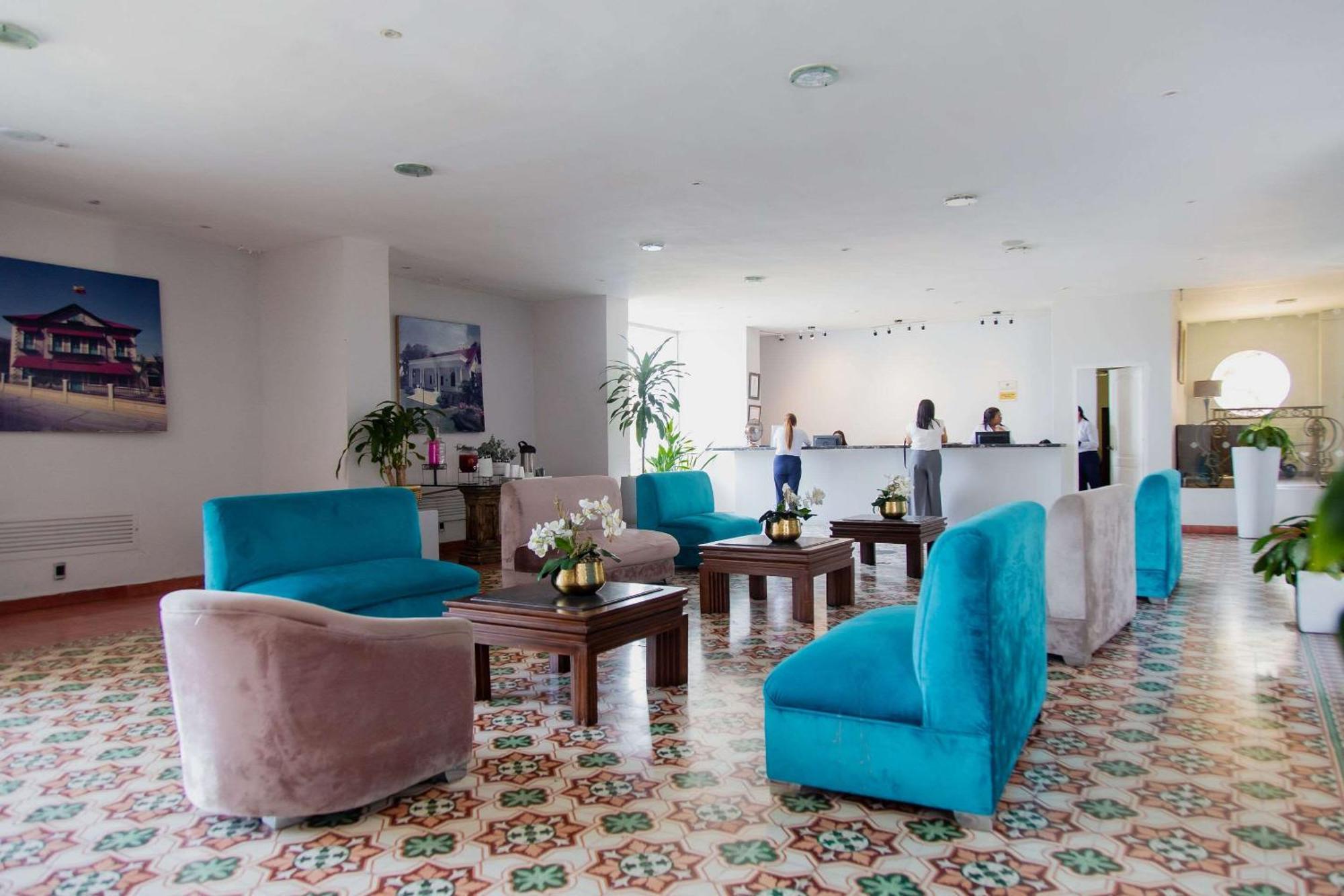 Hotel Faranda Express Puerta Del Sol Barranquilla, A Member Of Radisson Individuals Баранкила Екстериор снимка